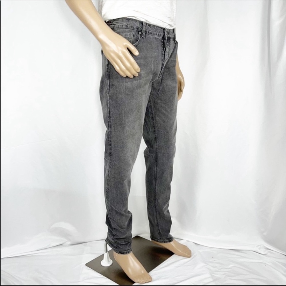 Sovereign Code Gray Slim Fit Button Fly Jeans NWOT Sz38 Waist: 38” Inseam: 34.5”